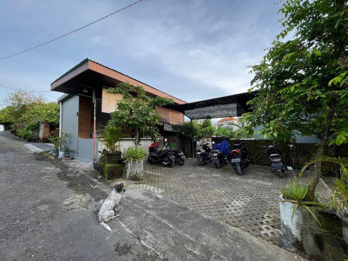 Belimbing Guest House Canggu Exterior foto