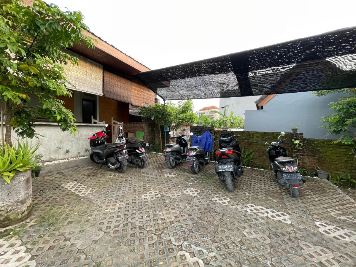 Belimbing Guest House Canggu Exterior foto